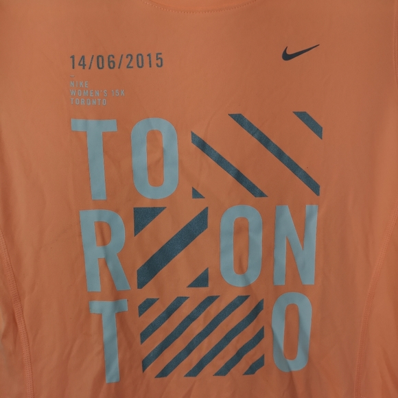 Nike Miller Running Women's 15K Toronto  Athletic T-Shirt Peach Size Small - Picture 3 of 11
